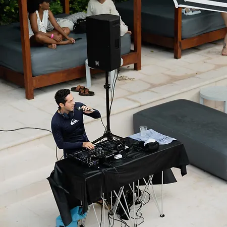 Dreamer Beach Club-3